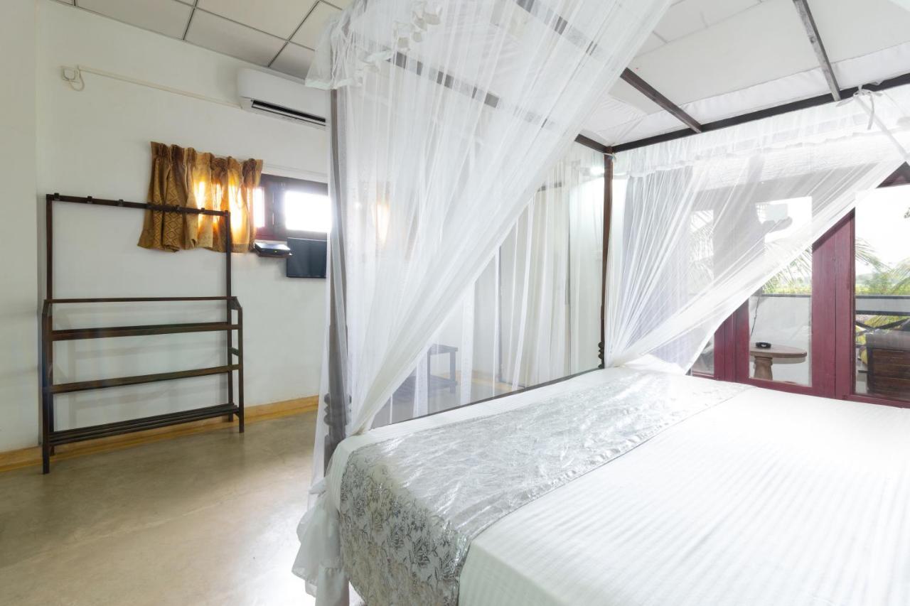 The Hideout Sigiriya Villa ภายนอก รูปภาพ